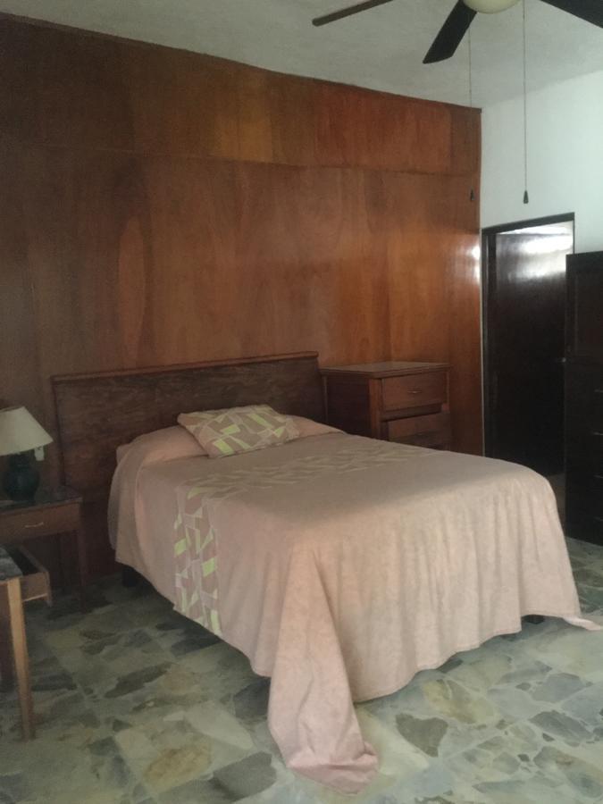 Suites El Retiro 图斯特拉古铁雷斯 外观 照片