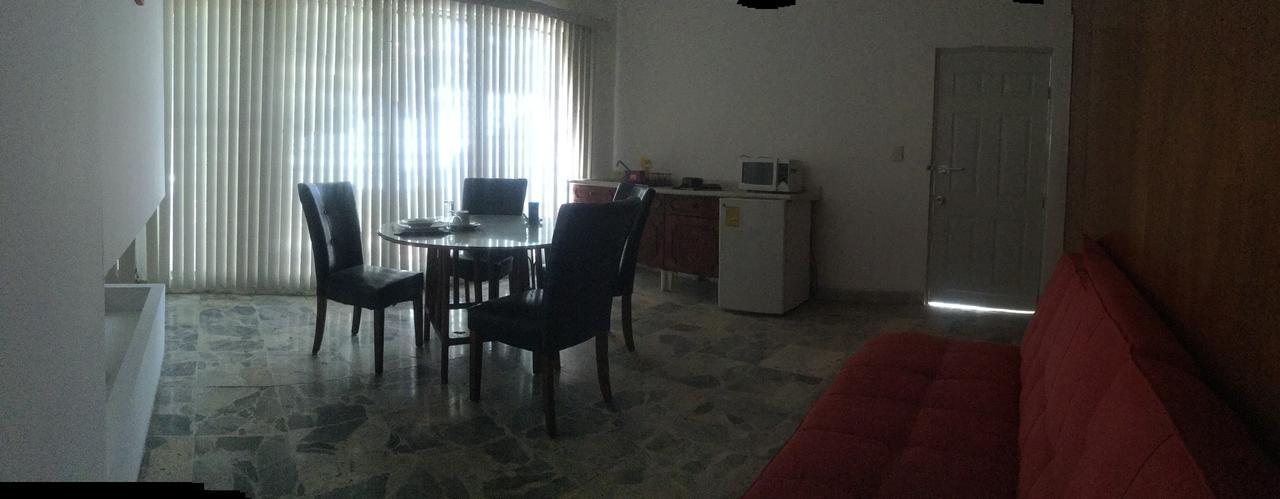 Suites El Retiro 图斯特拉古铁雷斯 外观 照片