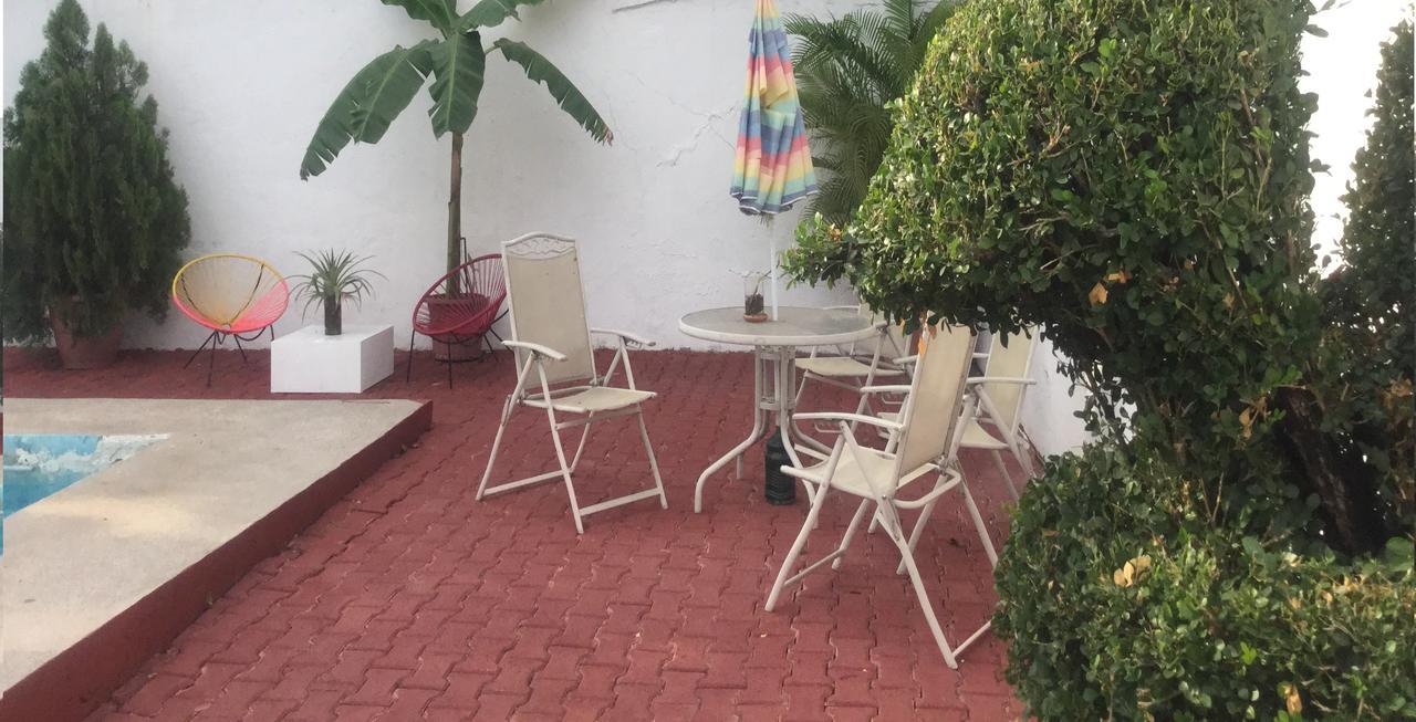 Suites El Retiro 图斯特拉古铁雷斯 外观 照片